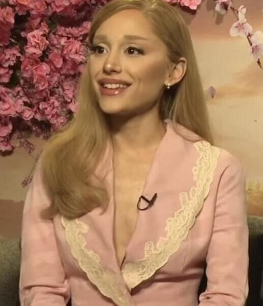 Ariana Grande processa hackers após vazamento de conteúdos inéditos: entenda o ‘dano irreparável’