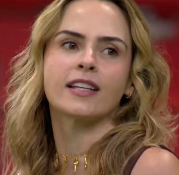 Ana Paula Renault assina contrato com a ViU, agência da Globo, e promete atração inédita