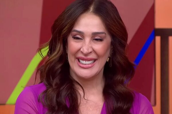 Claudia Raia aos 59 anos: 'Fiquei do meu tamanho agora' — atriz celebra fase mais criativa da carreira