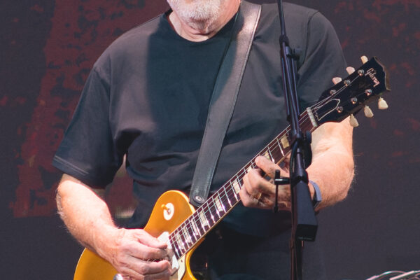 O solo que David Gilmour nunca aprendeu a tocar: a confissão sobre 'Comfortably Numb'