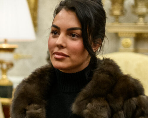 Georgina Rodríguez se defende de críticas ao corpo e revela conselho de Cristiano Ronaldo sobre autoestima