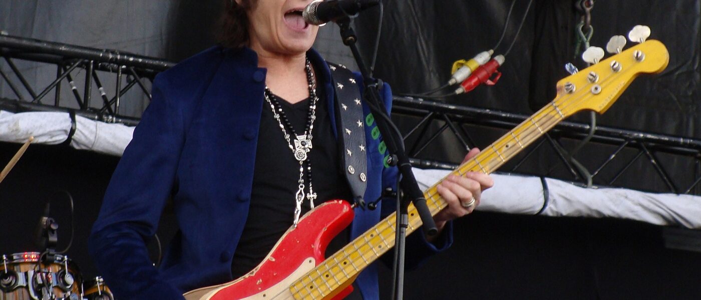 Glenn Hughes se aposenta dos palcos aos 74 anos após necessidade de nova cirurgia cardíaca