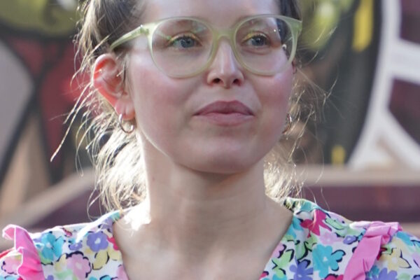Jessie Cave, de Harry Potter, revela que OnlyFans rende mais que carreira no cinema