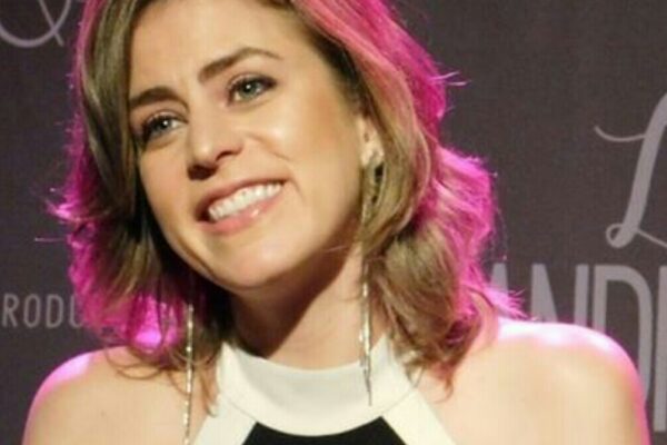 Luciana Andrade, do Rouge, troca carreira musical por espiritualidade aos 47 anos