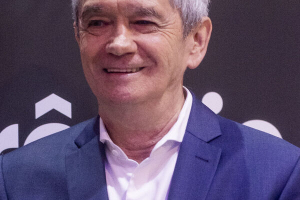 Serginho Groisman vive casamento discreto com Fernanda Molina há mais de uma década