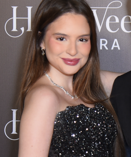 Sophia Valverde: 21 anos e uma carreira repleta de personagens marcantes
