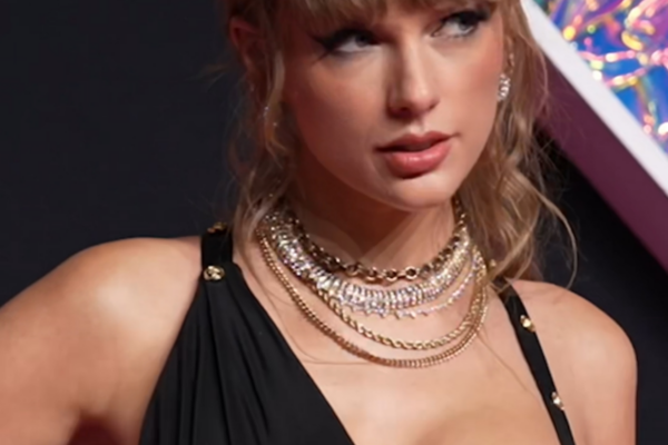 Taylor Swift ficou profundamente entristecida com morte de Hayden Panettiere, revelam fontes