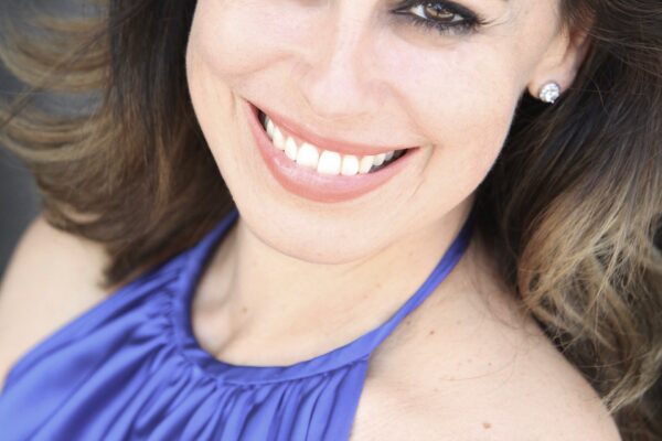 Aos 57 anos, Daniela Escobar surpreende com nova carreira de sucesso nos EUA após sumiço das novelas