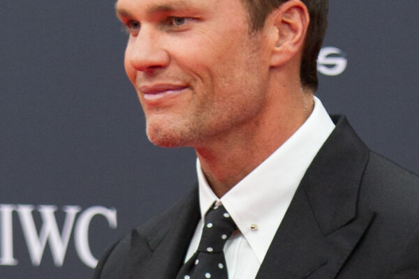 Tom Brady e Gisele Bündchen revelam como mantêm a simplicidade dos filhos em meio ao luxo
